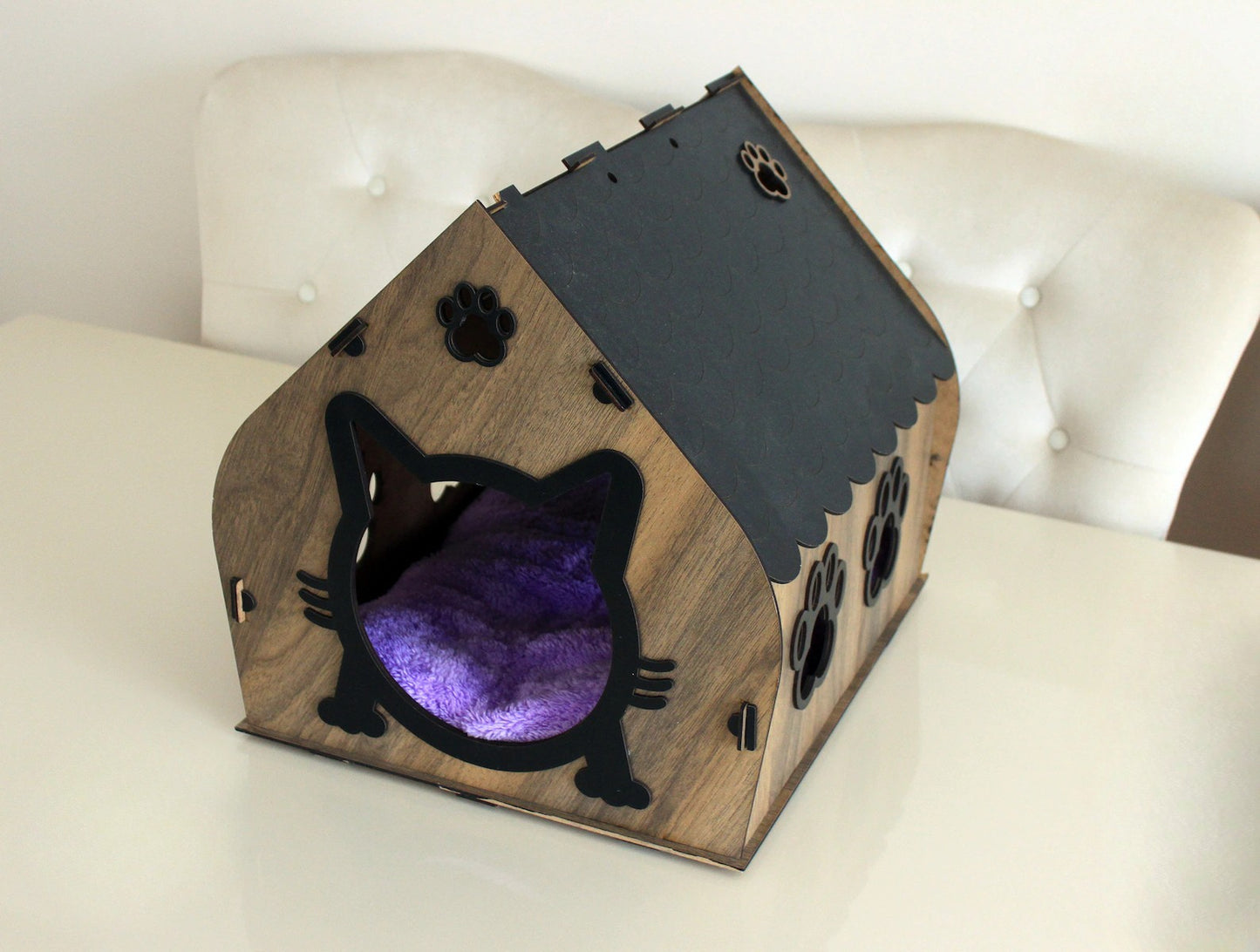 CAT HOUSE